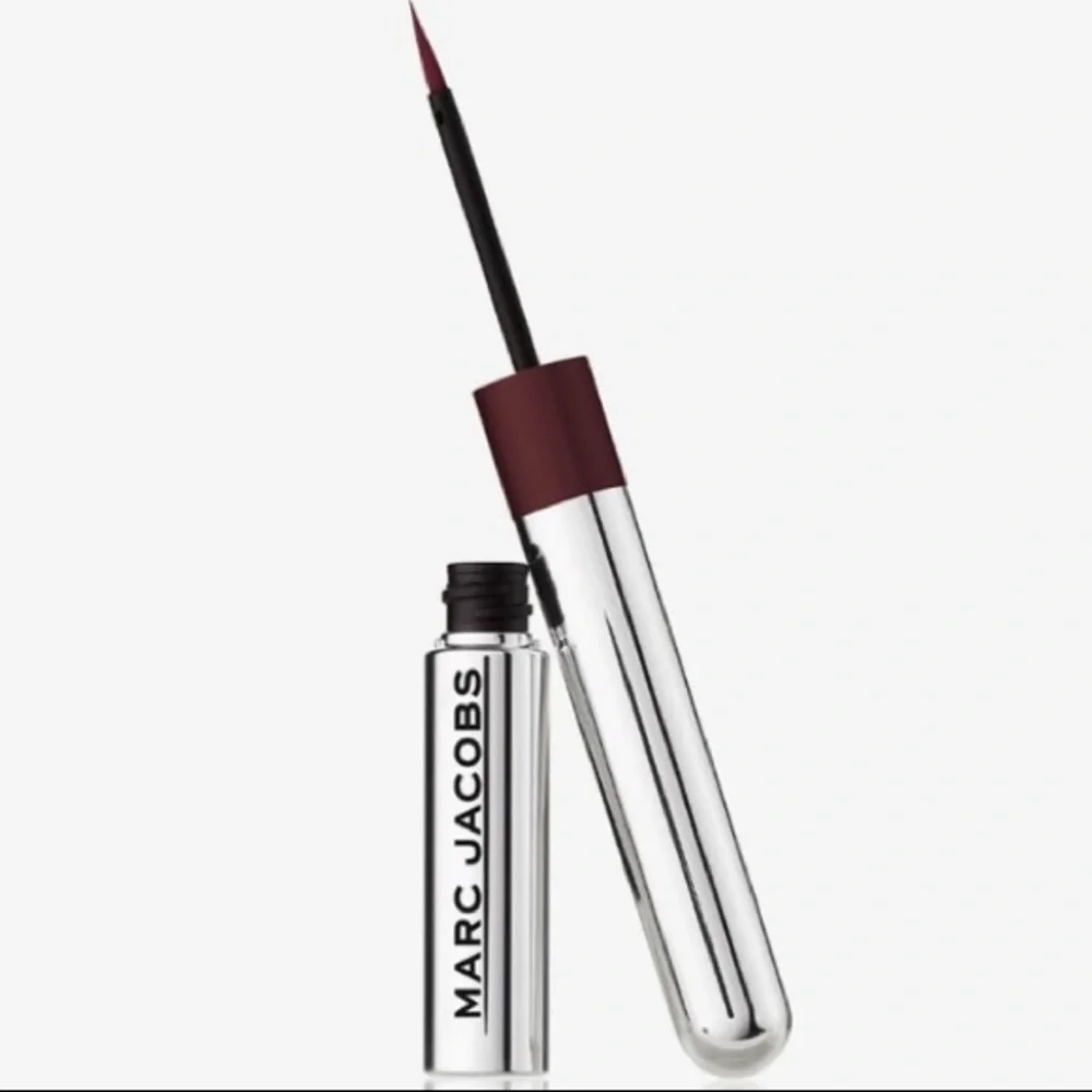 Marc Jacobs Highliner Berry Deep